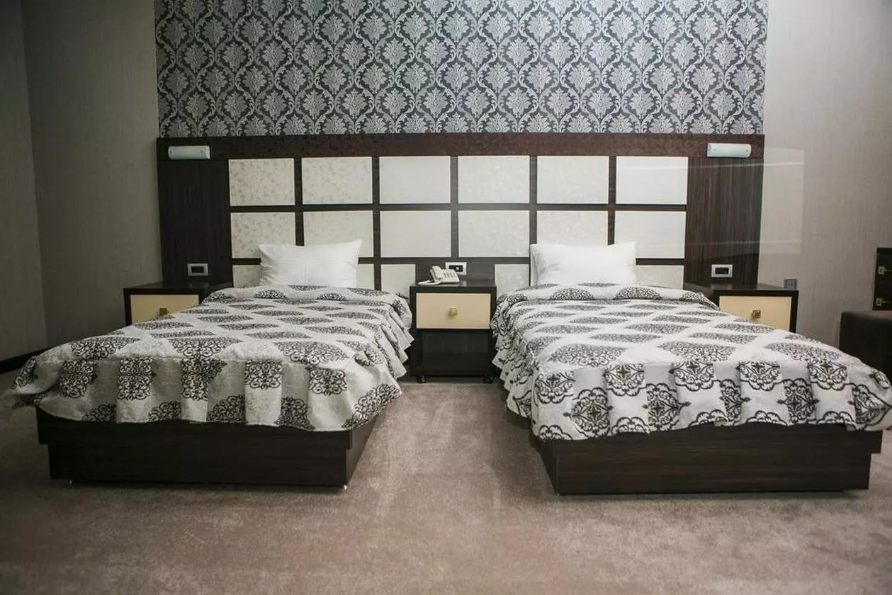 azalea_shabaviz (22).jpg